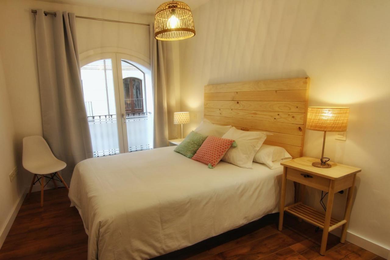 Apartamentos Almada Zaragoza Kültér fotó