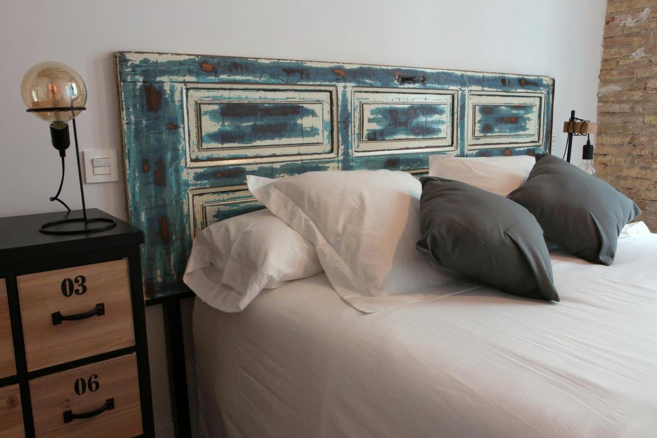 Apartamentos Almada Zaragoza Kültér fotó